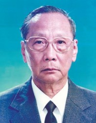 http://tlsh.groupdy.com.tw/ckfinder/userfiles/images/chairman_1.jpg