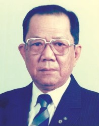 http://tlsh.groupdy.com.tw/ckfinder/userfiles/images/chairman_3.jpg